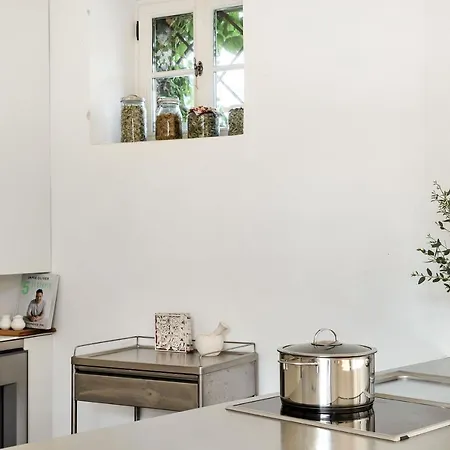 Hisa Ana Tatil Evi Komen