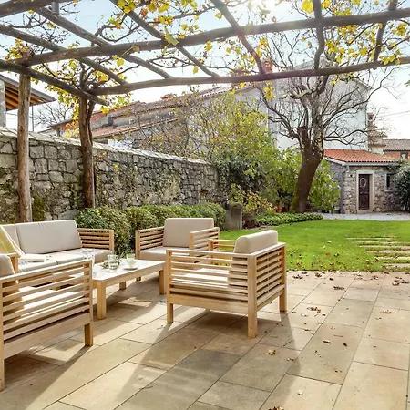 Hisa Ana Holiday home